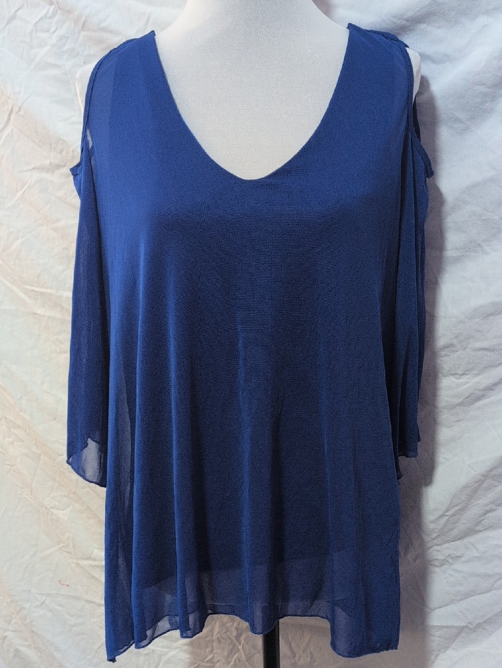 Cold-Shoulder V-Neck Blouse in Royal Blue